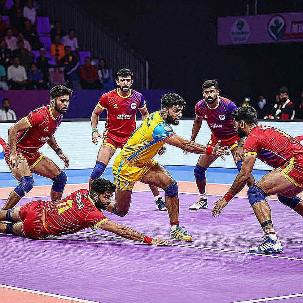 ভ্যালোরেন্ট চায়না: পার্টনারশিপ সংকোচনের ছায়ায় উলভসের জয়